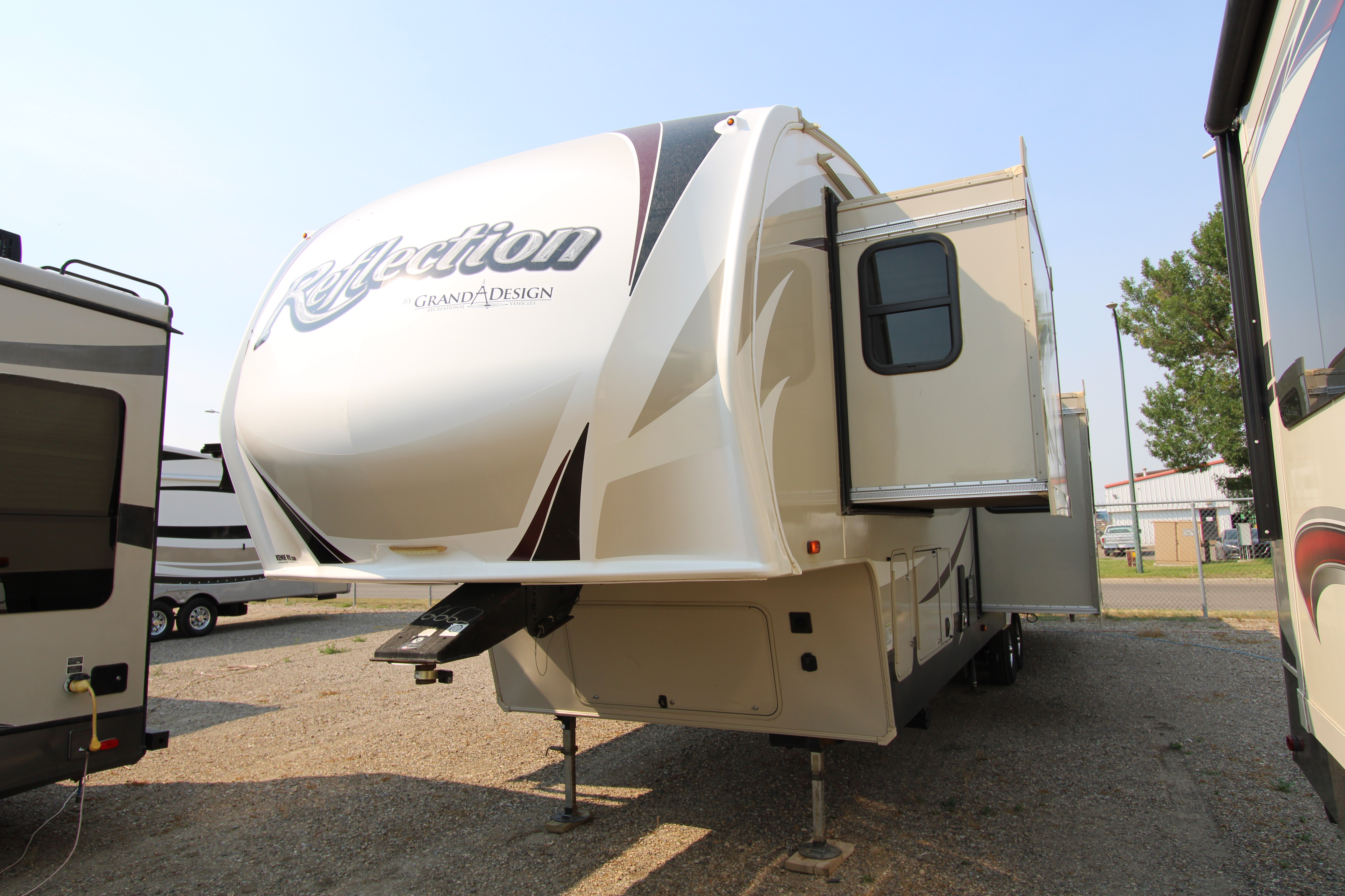 ***SOLD***2016 GRAND DESIGN REFLECTION 367BHS $69900